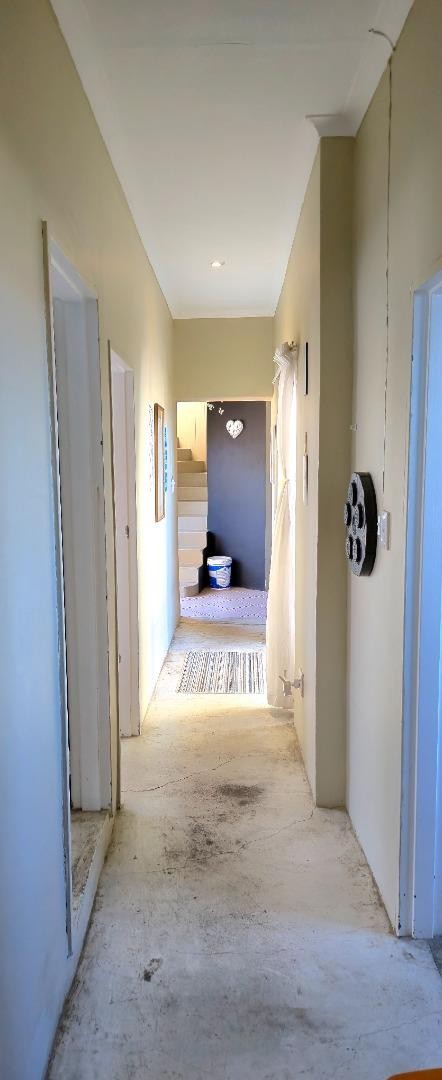 4 Bedroom Property for Sale in Franskraal Western Cape